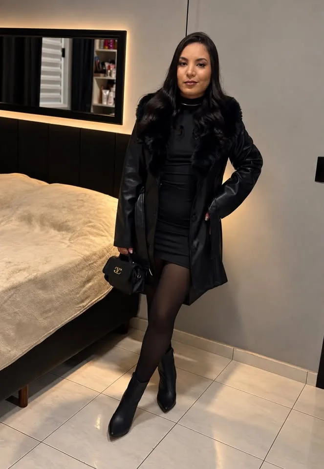 Joyce Lopes em produção de moda e lifestyle com look preto