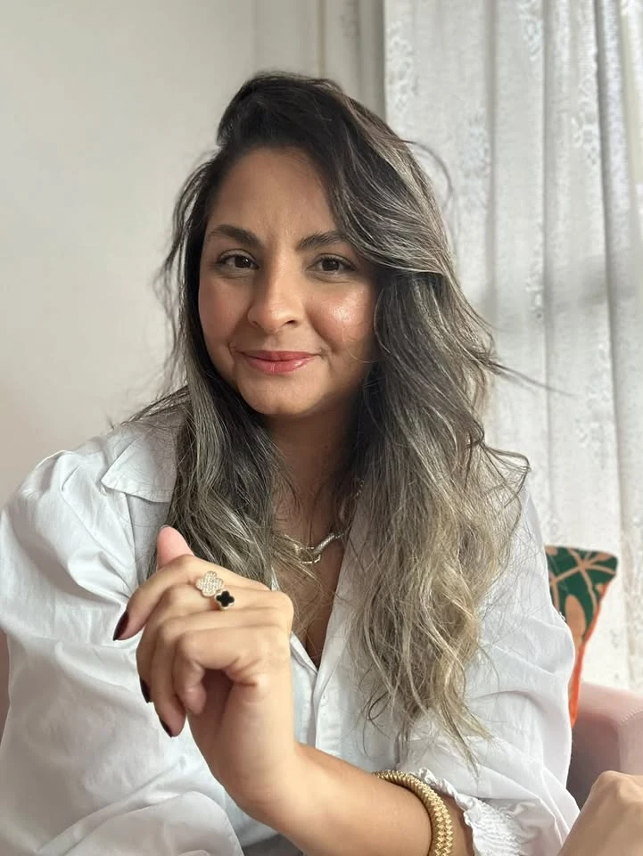 Karoline Freire em registro de lifestyle
