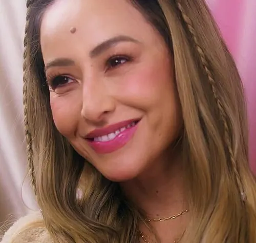 Sabrina Sato em campanha de moda da Arezzo