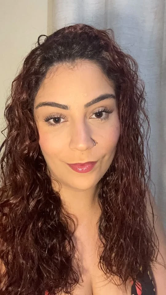 Viviane Morais em retrato de beleza