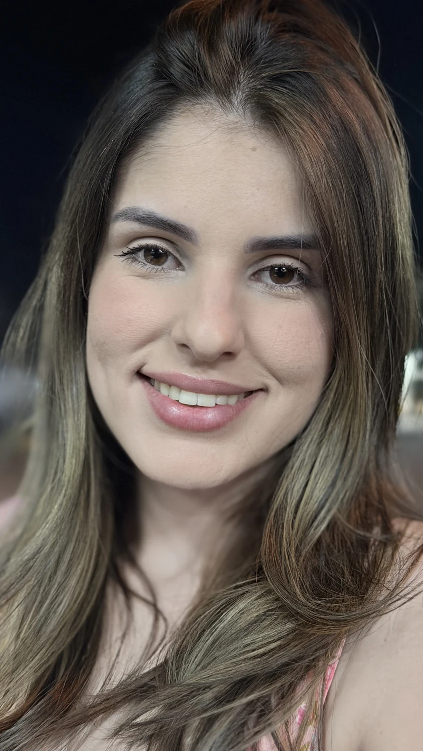 Carol Castilho em retrato enviado para a matéria